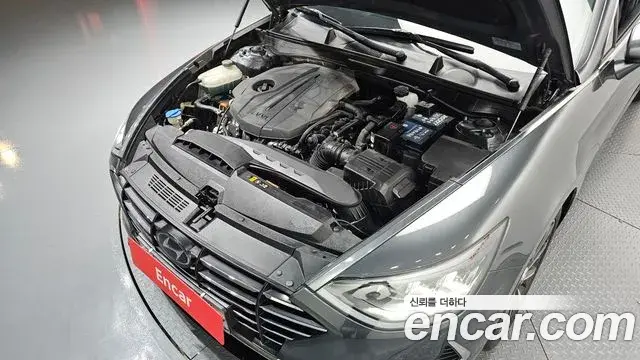 Hyundai Sonata 2019 — Фото 6/20