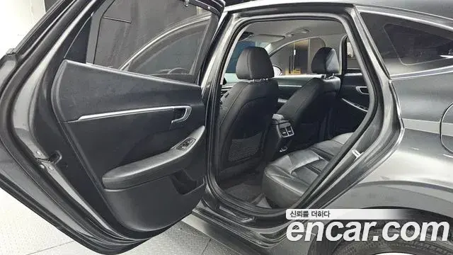 Hyundai Sonata 2019 — Фото 12/20