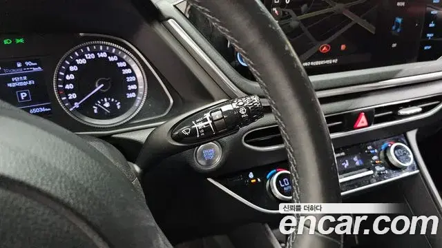 Hyundai Sonata Hybrid 2019 — Photo 4/34