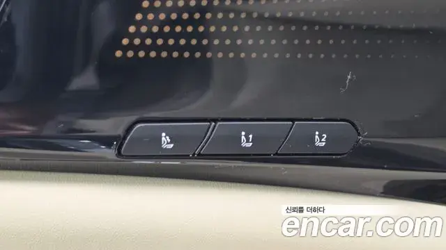 Kia Carnival 2024 — ფოტო 8/35