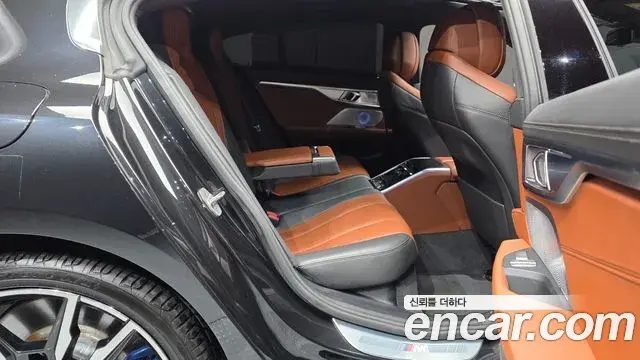 BMW 8 Series 2022 — Şəkil 3/34