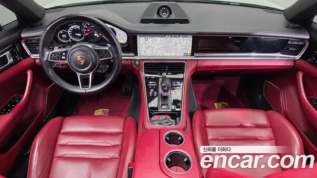 Porsche Panamera 2018 — Şəkil 21/30