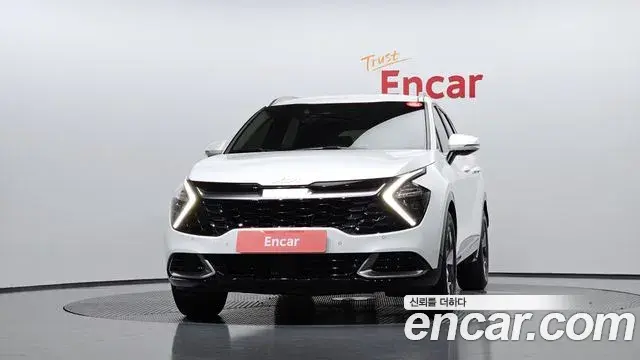 Kia Sportage 2021 — Фото 3/20