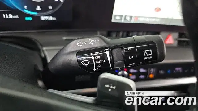 Kia Sportage 2021 — Photo 2/35