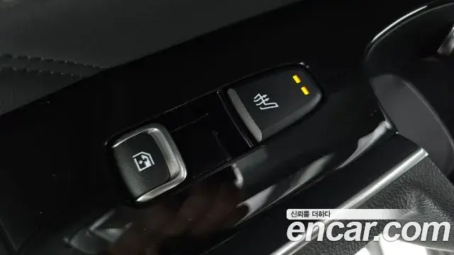 Kia Sorento 2020 — ფოტო 27/34