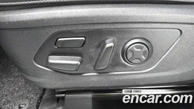 Kia Sorento 2020 — ფოტო 29/34