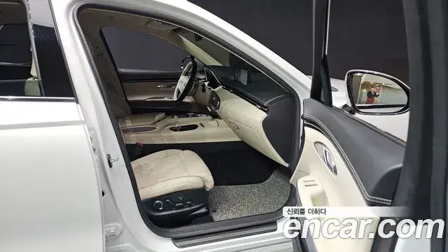Genesis GV70 2023 — Şəkil 19/31