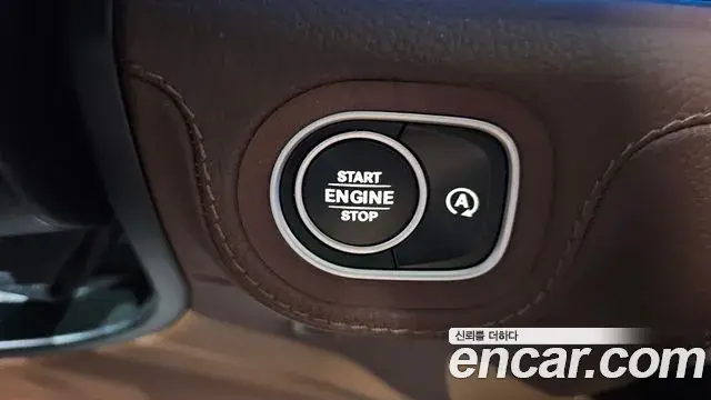 Mercedes-Benz GLE-Class 2024 — Şəkil 8/38
