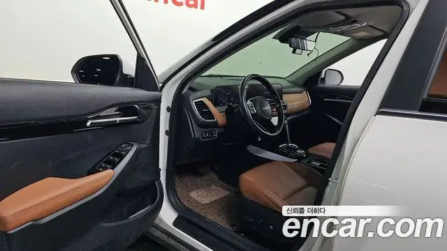 Kia Seltos 2023 — ფოტო 26/34