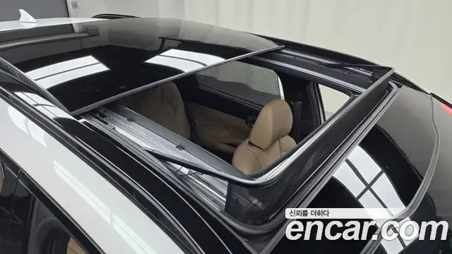 Kia Sorento 2024 — Şəkil 18/38