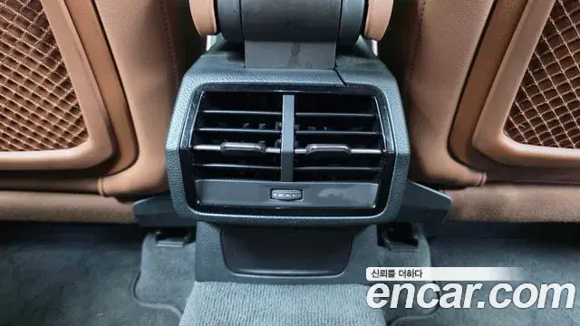Audi Q3 2020 — Фото 18/20