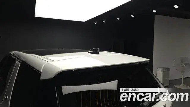 Land Rover Discovery Sport 2019 — Şəkil 5/42