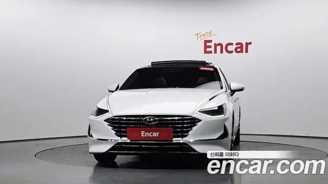 Hyundai Sonata 2019 — Фото 3/20