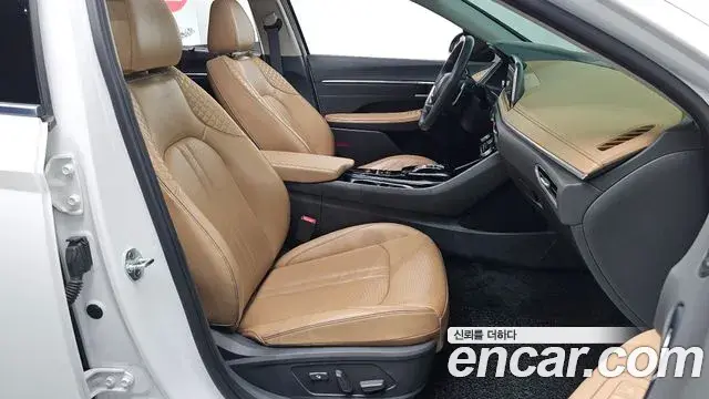 Hyundai Sonata Hybrid 2019 — Photo 30/30