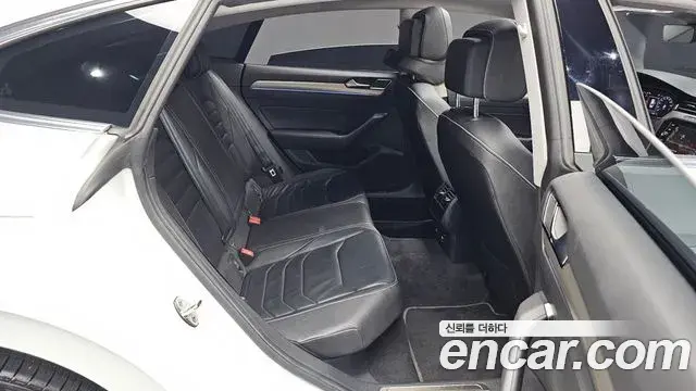 Volkswagen Arteon 2020 — ფოტო 7/20