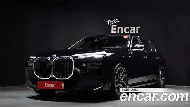BMW 7 Series 2025 — ფოტო 10/35