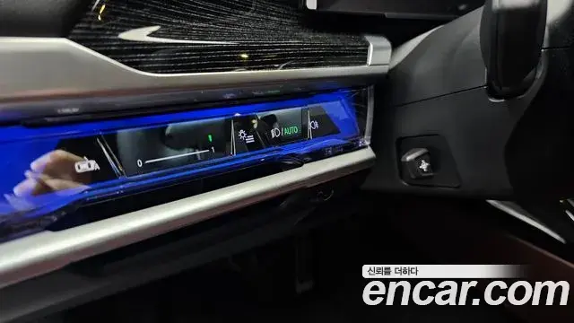 BMW 7 Series 2025 — ფოტო 25/35