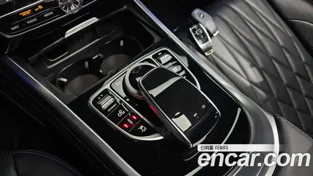 Mercedes-Benz G-Class 2021 — Фото 18/20