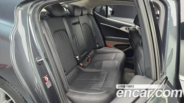 Genesis G70 2018 — Şəkil 11/34