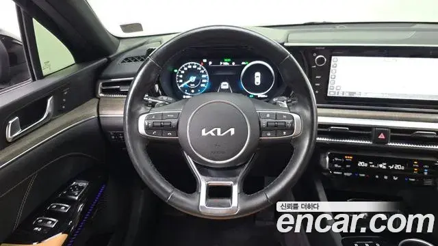 Kia K5 2022 — Şəkil 12/33