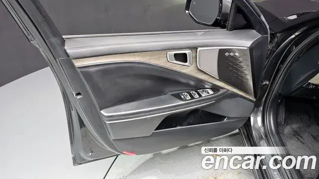 Kia K8 2022 — ფოტო 25/30