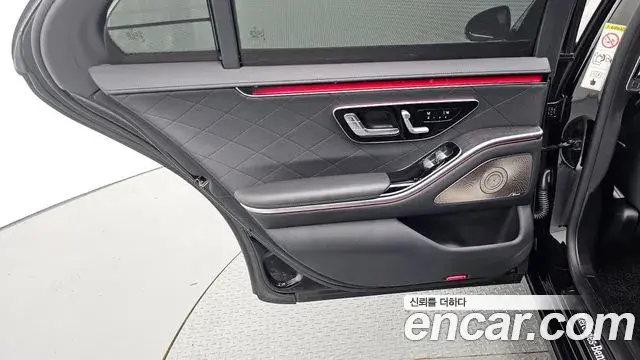 Mercedes-Benz S-Class 2022 — ფოტო 29/36