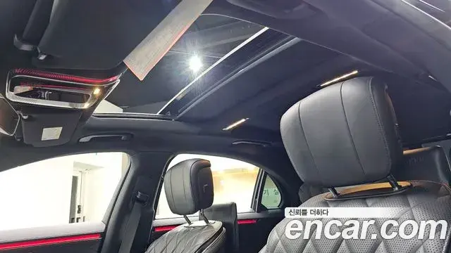Mercedes-Benz S-Class 2022 — ფოტო 31/36