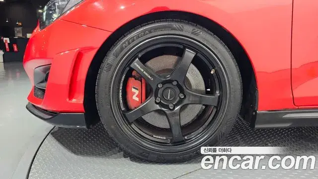 Hyundai Veloster 2019 — Şəkil 29/30