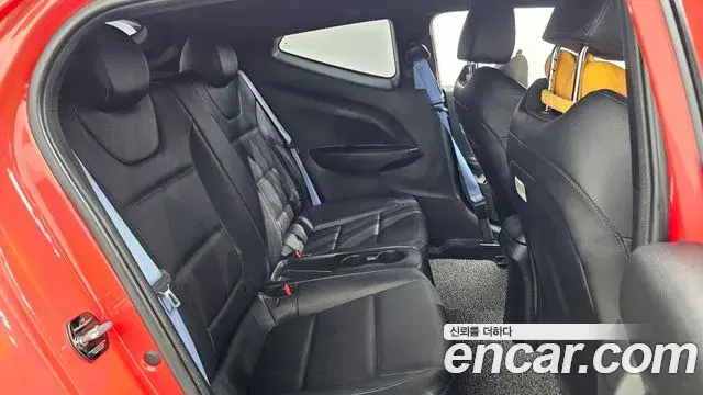 Hyundai Veloster 2019 — Şəkil 30/30