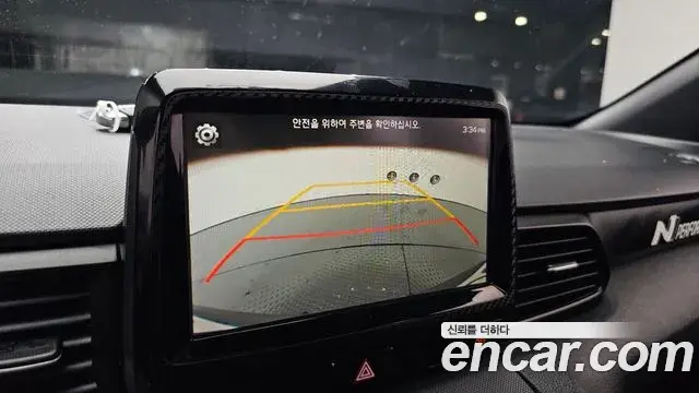 Hyundai Veloster 2019 — Şəkil 9/30