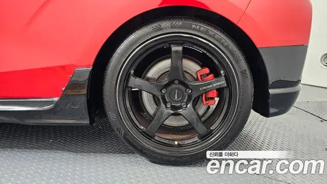 Hyundai Veloster 2019 — Şəkil 17/30