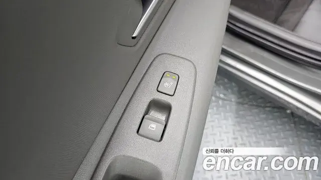 Hyundai The New Avante Hybrid 2022 — Photo 11/32