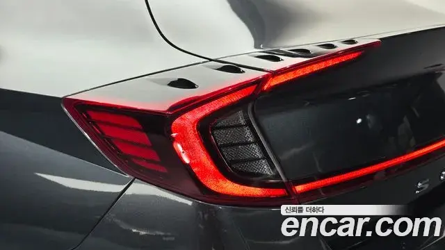 Hyundai Sonata Hybrid 2022 — Şəkil 5/30