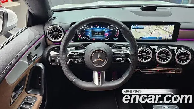 Mercedes-Benz CLA-Class 2024 — Фото 13/20