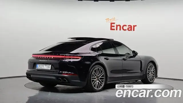 Porsche Panamera 2025 — Şəkil 16/30