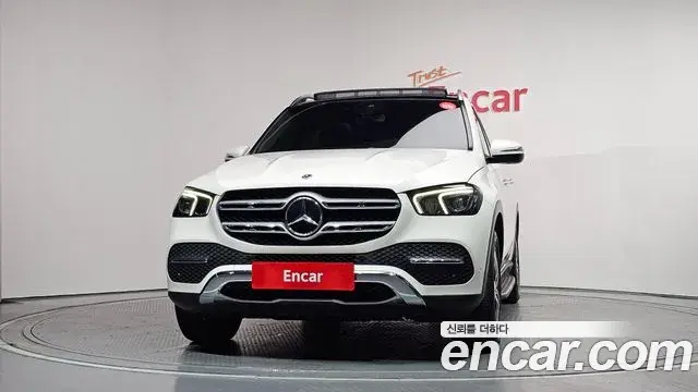 Mercedes-Benz GLE-Class 2020 — Фото 3/20