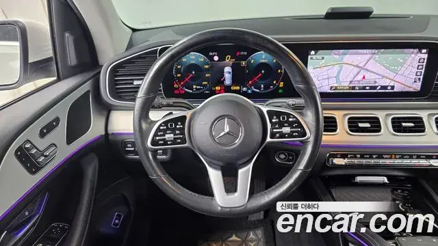 Mercedes-Benz GLE-Class 2020 — Фото 13/20