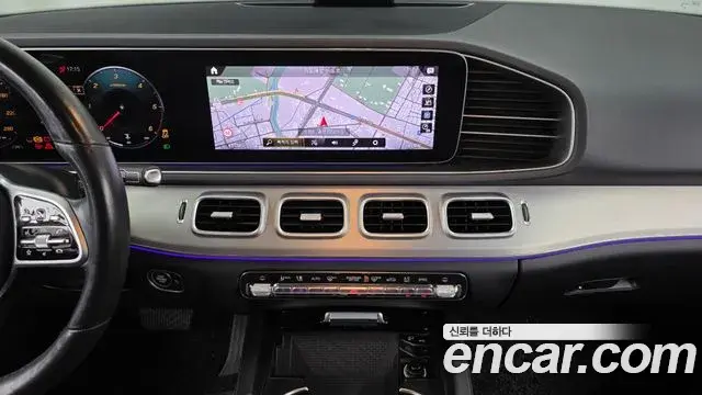 Mercedes-Benz GLE-Class 2020 — Фото 14/20
