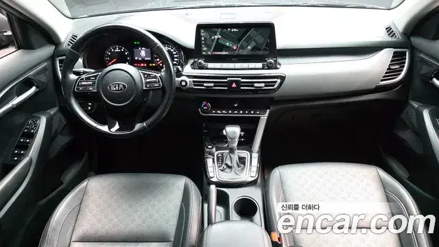 Kia Seltos 2021 — Photo 13/20