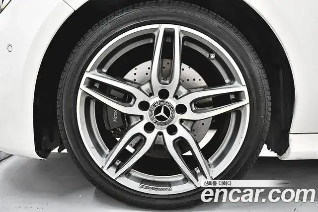 Mercedes-Benz CLA-Class 2018 — Photo 13/20