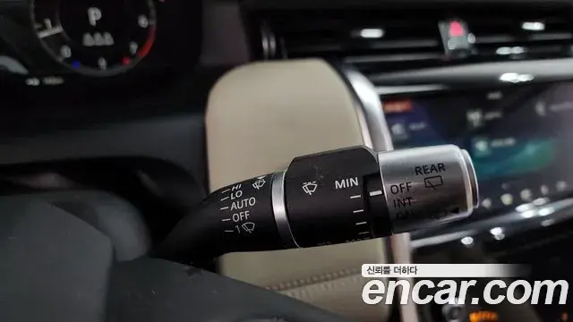 Land Rover Discovery Sport 2020 — Şəkil 10/36