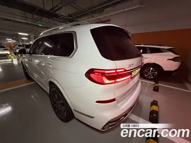 BMW X7 2025 — Şəkil 6/11