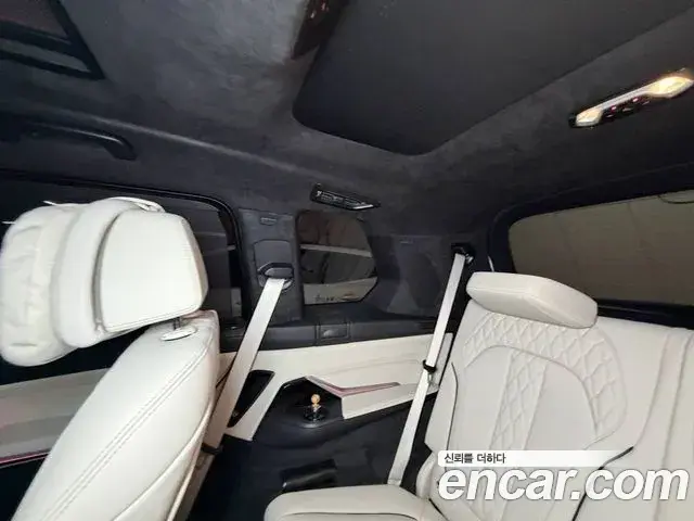 BMW X7 2025 — Şəkil 7/11
