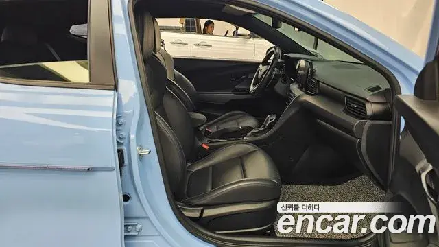 Hyundai Veloster 2020 — Photo 6/30