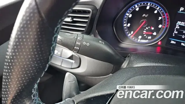 Hyundai Veloster 2020 — Photo 7/30