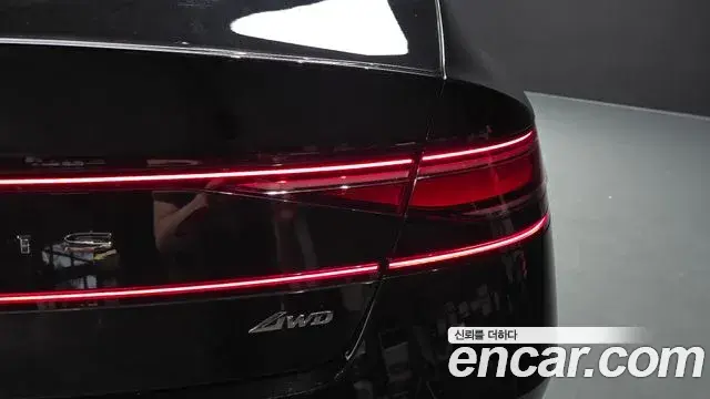 Genesis G90 2023 — ფოტო 15/39