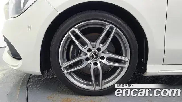 Mercedes-Benz CLA-Class 2018 — ფოტო 14/30