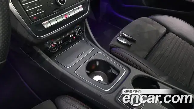 Mercedes-Benz CLA-Class 2018 — ფოტო 16/30