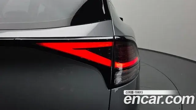 Kia Sportage 2022 — Photo 9/28