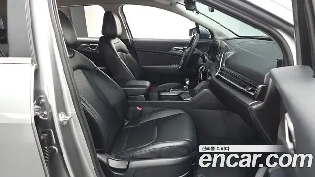 Kia Sportage 2022 — Photo 12/28